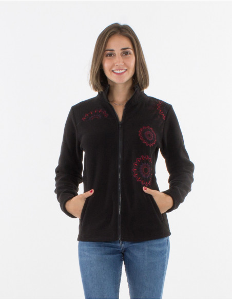 Knitted polyester polar jacket with embroideries